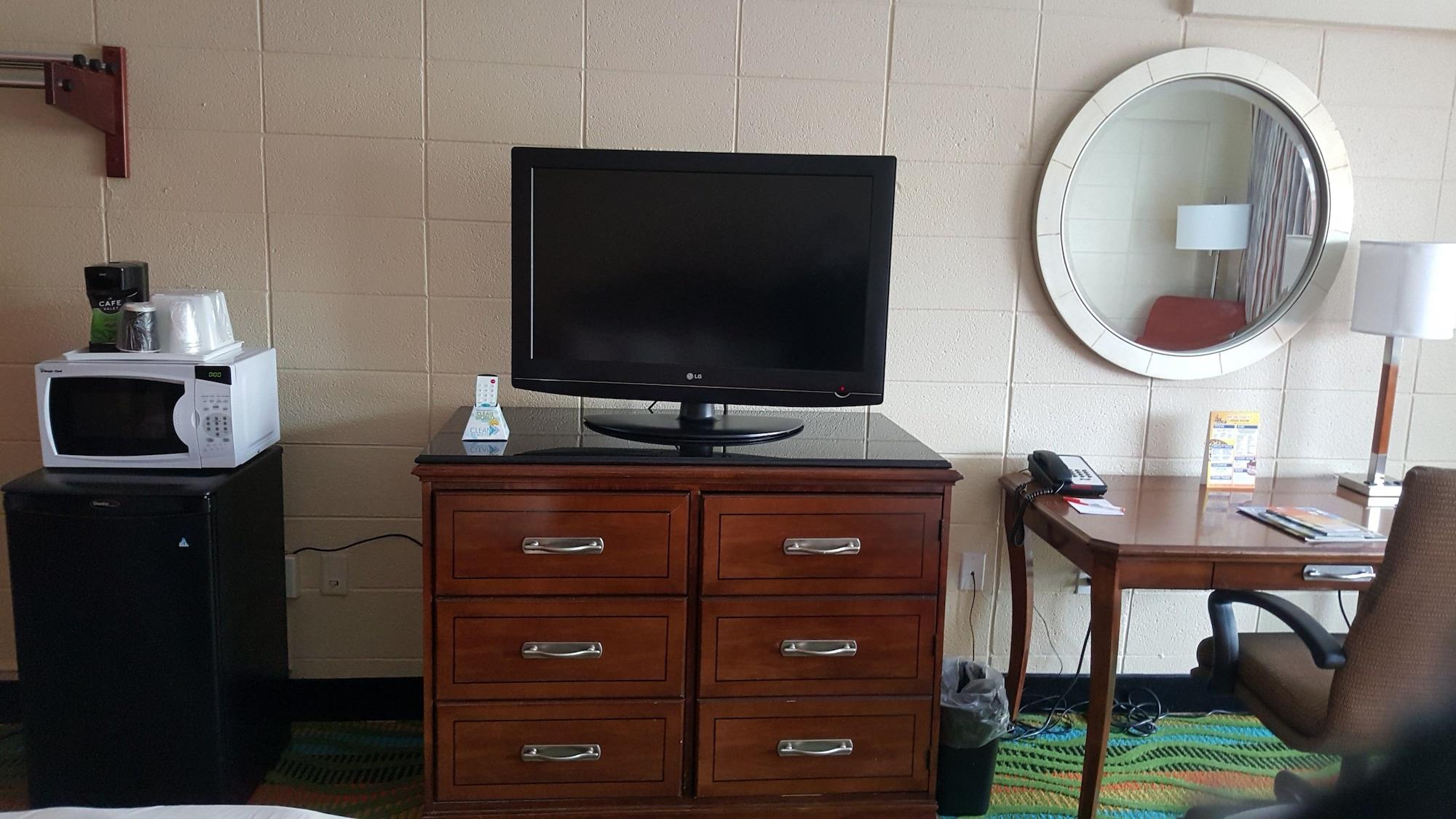 Howard Johnson By Wyndham Virginia Beach At The Beach Exteriör bild