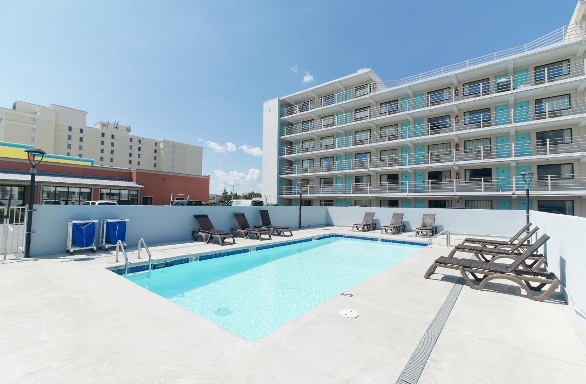 Howard Johnson By Wyndham Virginia Beach At The Beach Exteriör bild